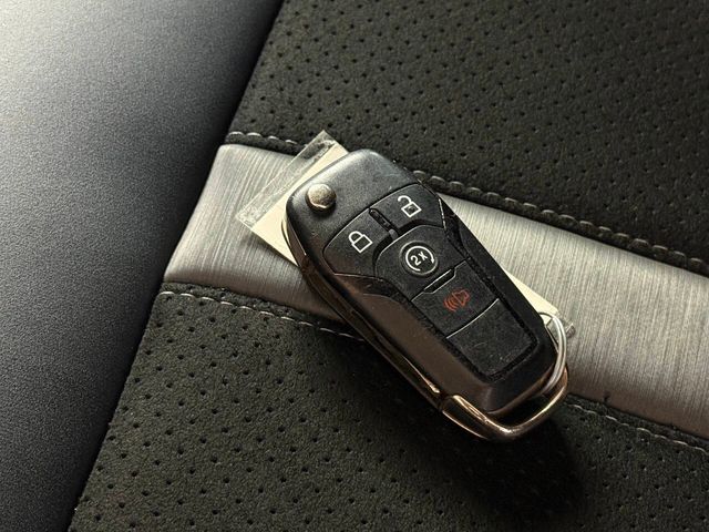 2022 Ford F-250 Super Duty XLT 4x4 4dr Crew Cab 6.8 ft. SB Pickup | Houston, TX | Houston Auto Credit