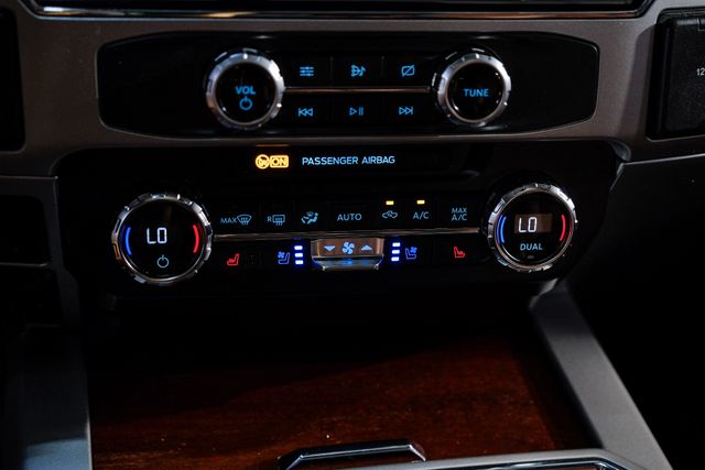 2022 Ford F-350 Super Duty King Ranch Ultimate FX4 Pano Roof 24" CALI 33" R/T | Dallas, TX | East Dallas Diesel 2022 Ford F-350 Super Duty King Ranch Ultimate FX4 Pano Roof 24" CALI 33" R/T | Dallas, TX | East Dallas Diesel