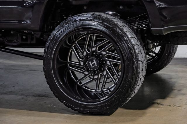 2022 Ford F-350 Super Duty Platinum FX4 BDS Lift 24" Hostile 37" R/T 1 OWNER | Dallas, TX | East Dallas Diesel