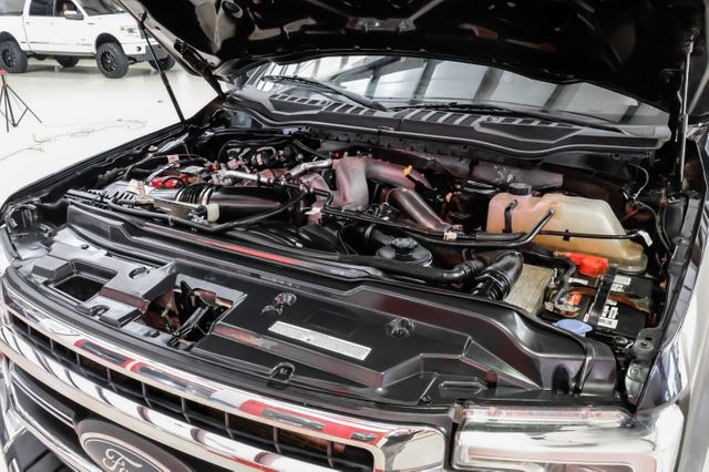 2022 Ford F-350 Super Duty Lariat | Addison, TX | Mr Car Guys 2022 Ford F-350 Super Duty Lariat | Addison, TX | Mr Car Guys