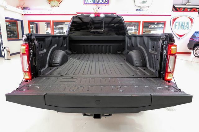 2022 Ford F-350 Super Duty Lariat | Addison, TX | Mr Car Guys 2022 Ford F-350 Super Duty Lariat | Addison, TX | Mr Car Guys