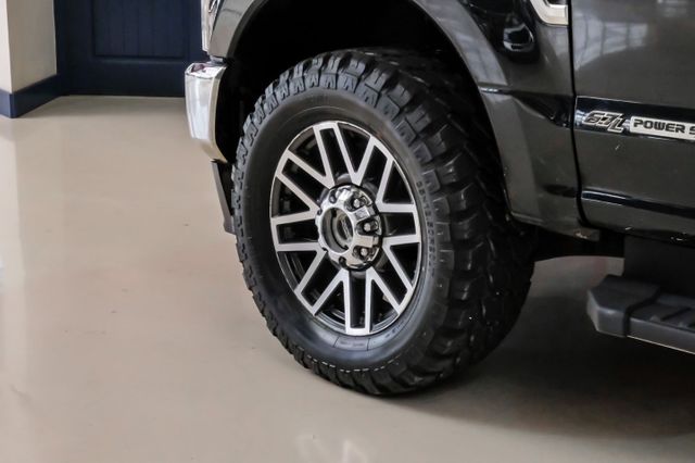 2022 Ford F-350 Super Duty Lariat | Addison, TX | Mr Car Guys