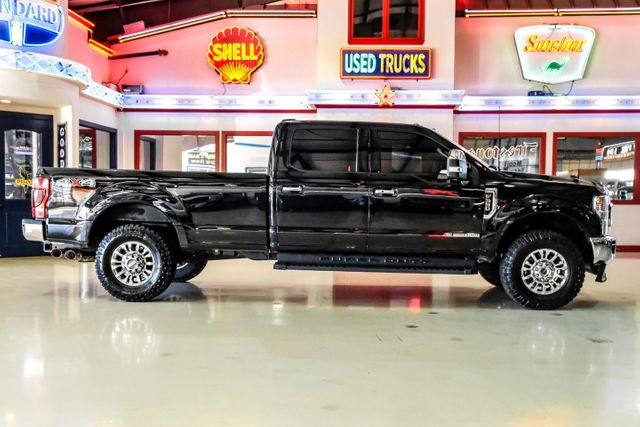 2022 Ford F-350 Super Duty Lariat | Addison, TX | Mr Car Guys