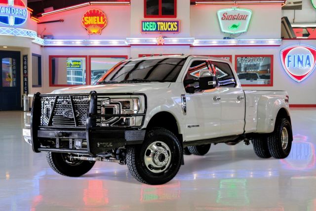 2022 Ford F-350 Super Duty Platinum | Addison, TX | Mr Car Guys