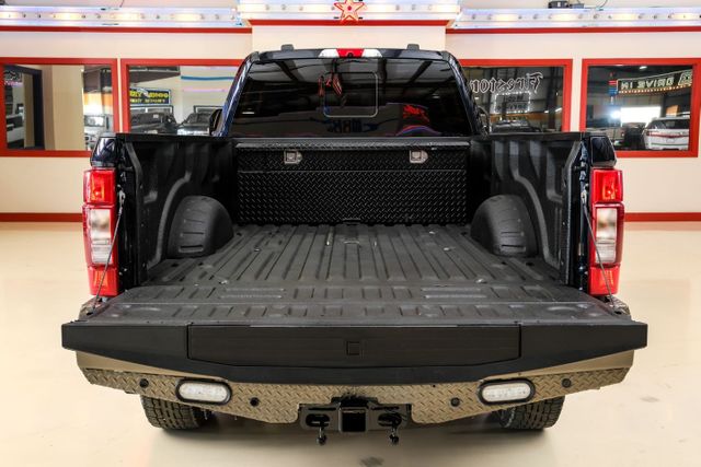 2022 Ford F-350 Super Duty Lariat | Addison, TX | Mr Car Guys