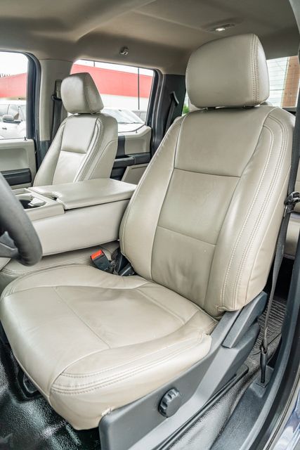 2022 Ford F-350 Super Duty XL STX 4X4 FX4 / 7.3L GAS V8 / HEAVILY OPTIONED | Austin, TX | Rocky Mountain Truck Stop Austin