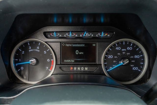 2022 Ford F-350 Super Duty XL STX 4X4 FX4 / 7.3L GAS V8 / HEAVILY OPTIONED | Austin, TX | Rocky Mountain Truck Stop Austin