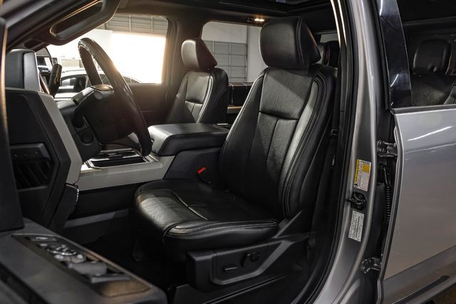 2022 Ford F-350 Super Duty Lariat Ultimate FX4 PANO ROOF Lifted 33" A/T TX | Dallas, TX | East Dallas Diesel 2022 Ford F-350 Super Duty Lariat Ultimate FX4 PANO ROOF Lifted 33" A/T TX | Dallas, TX | East Dallas Diesel