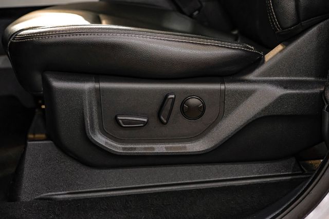 2022 Ford F-350 Super Duty Lariat Ultimate FX4 PANO ROOF Lifted 33" A/T TX | Dallas, TX | East Dallas Diesel