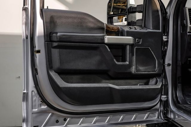 2022 Ford F-350 Super Duty Lariat Ultimate FX4 PANO ROOF Lifted 33" A/T TX | Dallas, TX | East Dallas Diesel