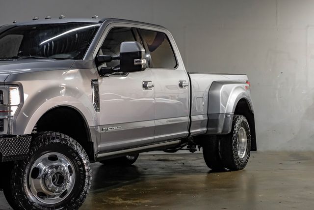 2022 Ford F-350 Super Duty Lariat Ultimate FX4 PANO ROOF Lifted 33" A/T TX | Dallas, TX | East Dallas Diesel 2022 Ford F-350 Super Duty Lariat Ultimate FX4 PANO ROOF Lifted 33" A/T TX | Dallas, TX | East Dallas Diesel