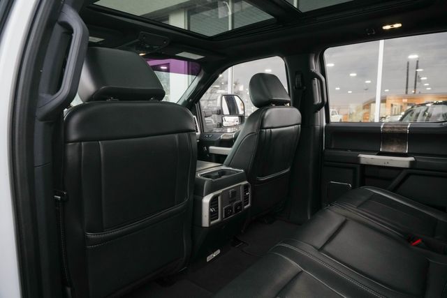 2022 Ford F-350 Super Duty Lariat ULTIMATE FX4 / LOADED / BIG SCREEN | Austin, TX | Rocky Mountain Truck Stop Austin