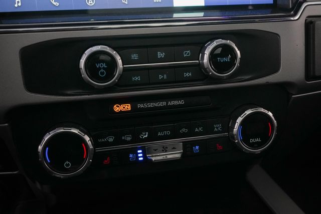 2022 Ford F-350 Super Duty Lariat ULTIMATE FX4 / LOADED / BIG SCREEN | Austin, TX | Rocky Mountain Truck Stop Austin