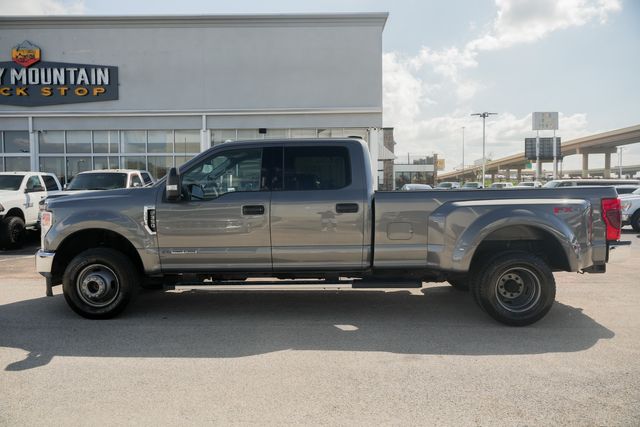 2022 Ford F-350 Super Duty XLT FX4 / DIESEL 4X4 LONG BED DRW CREW CAB 1-OWNER | Austin, TX | Rocky Mountain Truck Stop Austin