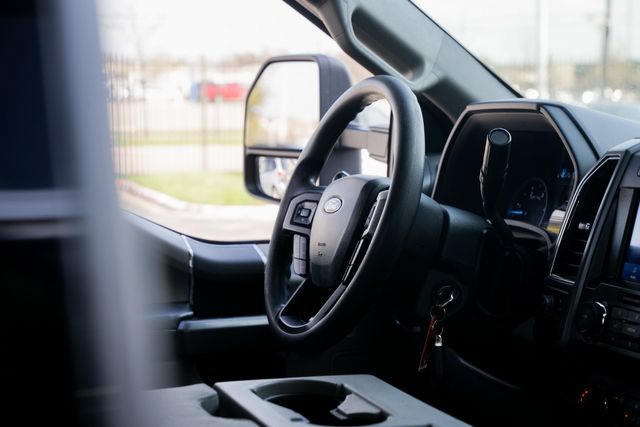 2022 Ford F-350 Super Duty XLT FX4 / DIESEL 4X4 LONG BED DRW CREW CAB 1-OWNER | Austin, TX | Rocky Mountain Truck Stop Austin