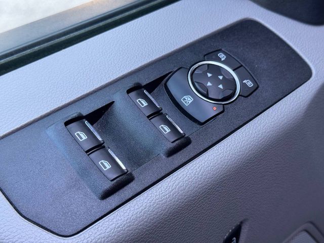 2022 Ford F-350 Super Duty XL 4x4 4dr Crew Cab 8 ft. LB DRW Pickup | Houston, TX | Houston Auto Credit 2022 Ford F-350 Super Duty XL 4x4 4dr Crew Cab 8 ft. LB DRW Pickup | Houston, TX | Houston Auto Credit