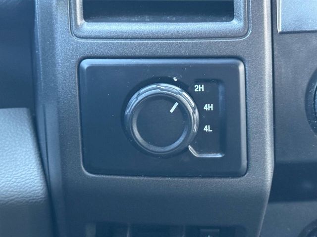 2022 Ford F-350 Super Duty XL 4x4 4dr Crew Cab 8 ft. LB DRW Pickup | Houston, TX | Houston Auto Credit 2022 Ford F-350 Super Duty XL 4x4 4dr Crew Cab 8 ft. LB DRW Pickup | Houston, TX | Houston Auto Credit