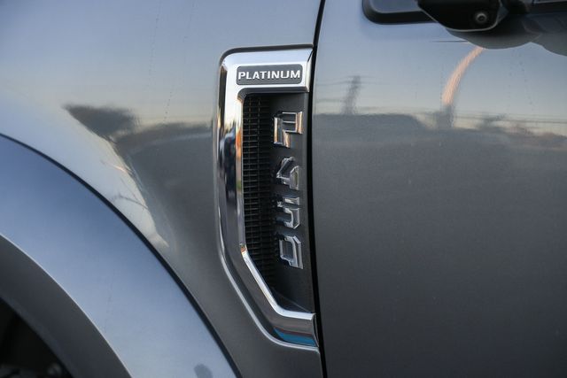 2022 Ford F-450 Super Duty Platinum FX4 W/ UPGRADES / LOADED / BIG SCREEN | Austin, TX | Rocky Mountain Truck Stop Austin