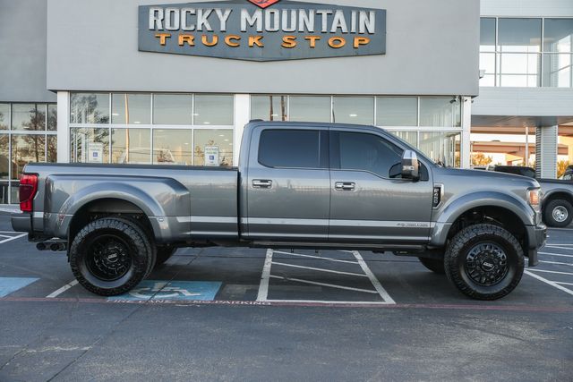 2022 Ford F-450 Super Duty Platinum FX4 W/ UPGRADES / LOADED / BIG SCREEN | Austin, TX | Rocky Mountain Truck Stop Austin