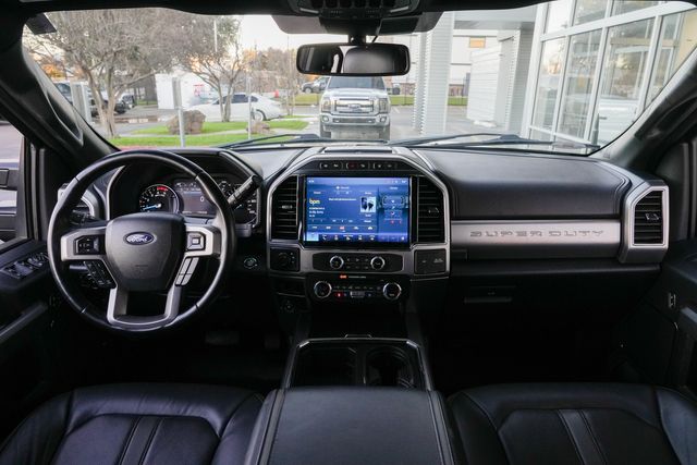 2022 Ford F-450 Super Duty Platinum FX4 W/ UPGRADES / LOADED / BIG SCREEN | Austin, TX | Rocky Mountain Truck Stop Austin