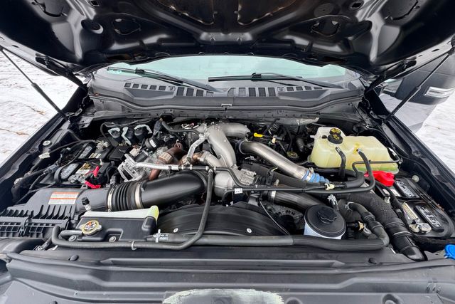 2022 Ford F-450 Super Duty XLT 4x4 | Roscoe, IL | Autoland Outlets