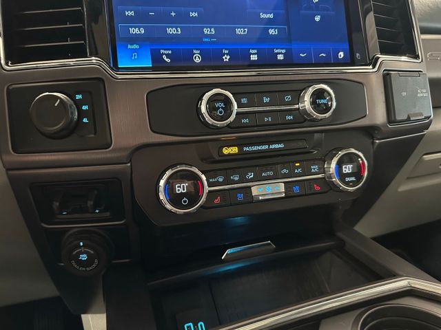 2022 Ford F-450SD Limited | Irving, Texas | Hopper Motorplex