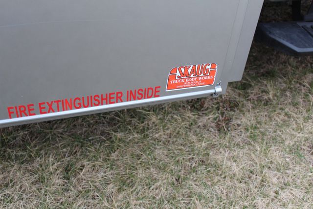 2022 Ford F-550 Stake Bed | Roscoe, IL | Autoland Outlets