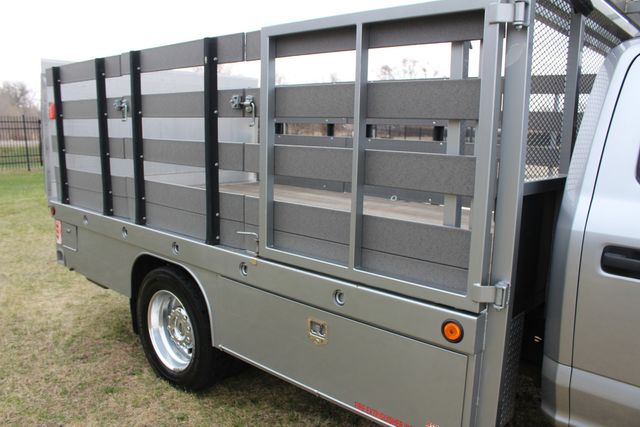 2022 Ford F-550 Stake Bed | Roscoe, IL | Autoland Outlets