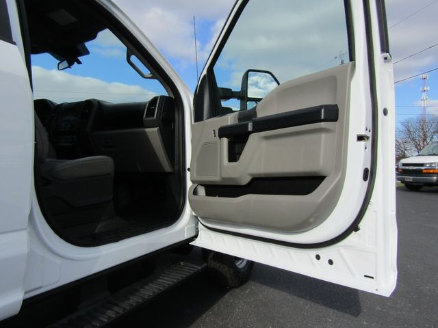 2022 Ford F350 Crew Cab 4x4 Diesel with New 9' Reading Utility Bed 2022 Ford F350 Crew Cab 4x4 Diesel with New 9' Reading Utility Bed