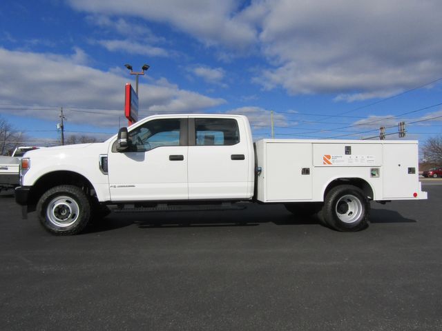 2022 Ford F350 Crew Cab 4x4 Diesel with New 9' Reading Utility Bed 2022 Ford F350 Crew Cab 4x4 Diesel with New 9' Reading Utility Bed