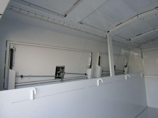 2022 Ford F350 Crew Cab 4x4 with New 8' Knapheide Enclosed Utility Bed