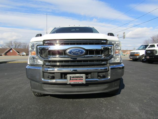 2022 Ford F350 Crew Cab 4x4 with New 8' Knapheide Enclosed Utility Bed