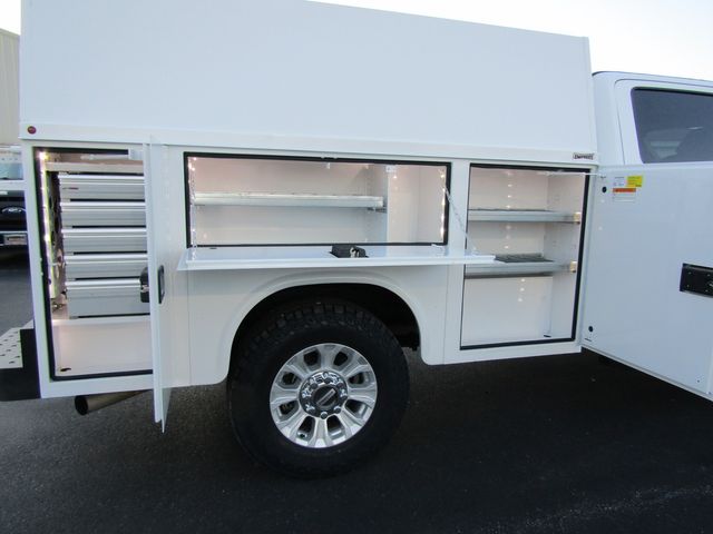 2022 Ford F350 Crew Cab 4x4 with New 8' Knapheide Enclosed Utility Bed
