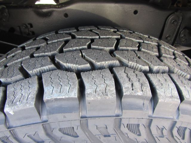 2022 Ford F350 Crew Cab 4x4 with New 8' Knapheide Enclosed Utility Bed