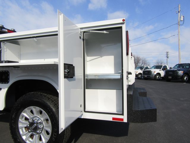 2022 Ford F350 Crew Cab 4x4 with New 8' knapheide Utility Bed 2022 Ford F350 Crew Cab 4x4 with New 8' knapheide Utility Bed