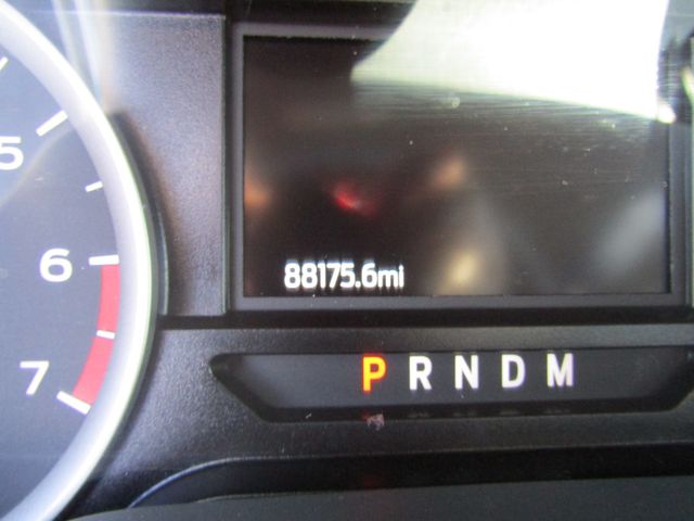 2022 Ford F350 Crew Cab 4x4 with New 8' knapheide Utility Bed