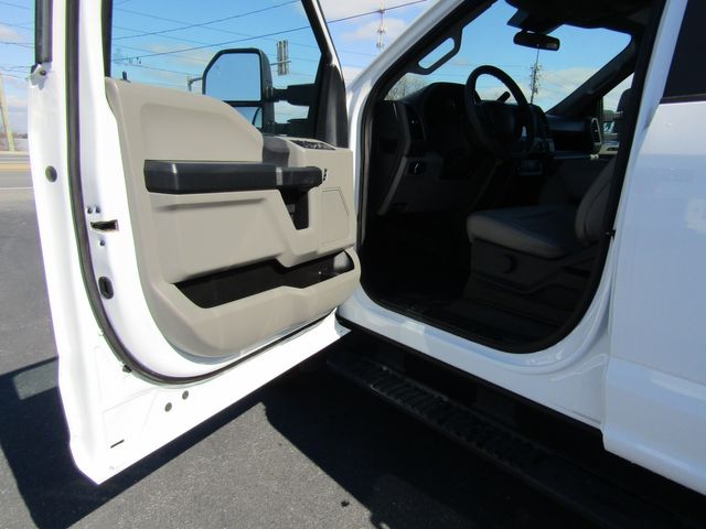 2022 Ford F350 Crew Cab 4x4 with New 8' knapheide Utility Bed 2022 Ford F350 Crew Cab 4x4 with New 8' knapheide Utility Bed