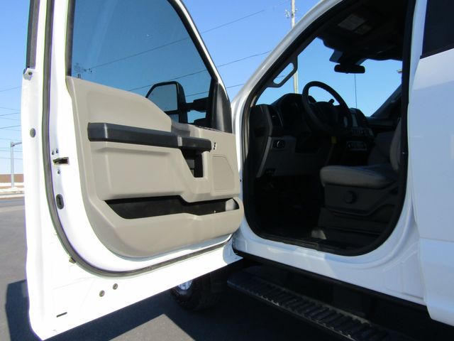 2022 Ford F350 Crew Cab 4x4 with New 8' Knapheide Utility Bed