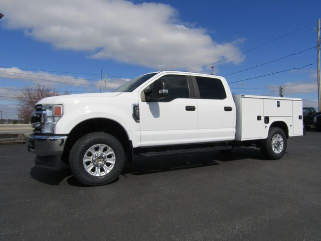 2022 Ford F350 Crew Cab 4x4 with New 8' Knapheide Utility Bed