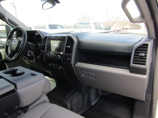 2022 Ford F350 Crew Cab 4x4 with New 8' Knapheide Utility Bed