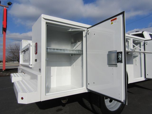 2022 Ford F550 Crew Cab 4x4 Diesel with New 11' Reading Utility Bed