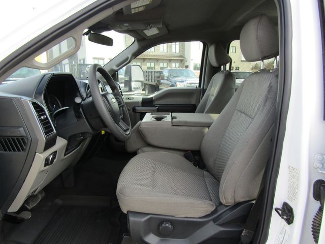 2022 Ford F550 Crew Cab 4x4 Diesel with New 11' Reading Utility Bed