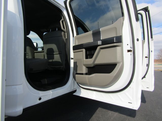 2022 Ford F550 Crew Cab 4x4 Diesel with New 11' Reading Utility Bed