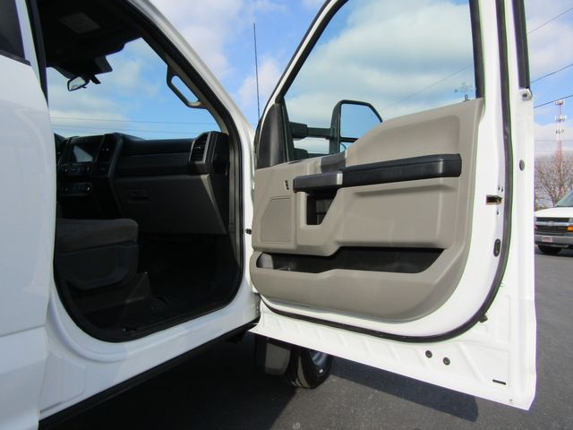 2022 Ford F550 Crew Cab 4x4 Diesel with New 11' Reading Utility Bed