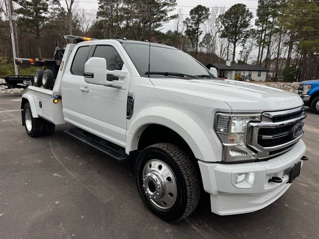 2022 Ford F550 Platinum