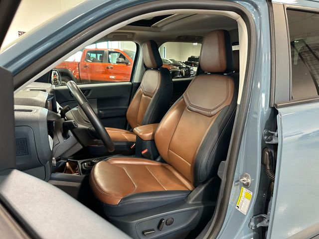 2022 Ford Maverick Lariat | Irving, Texas | Hopper Motorplex 2022 Ford Maverick Lariat | Irving, Texas | Hopper Motorplex