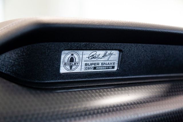 2022 Ford Mustang Shelby super snake 825 HP Rare eruption green