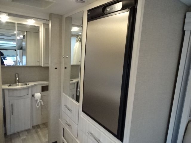 2022 Ford Thor Gemini 23TE AWD 350 HD