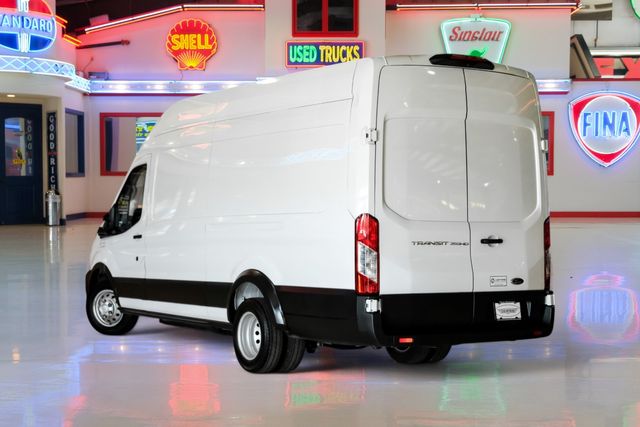 2022 Ford Transit 350 HD | New York, NY | Spincar Demo Account