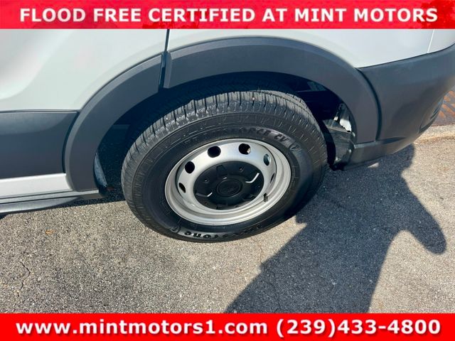 2022 Ford Transit 350 XL 15 Passenger | Fort Myers, FL | Mint Motors 2022 Ford Transit 350 XL 15 Passenger | Fort Myers, FL | Mint Motors